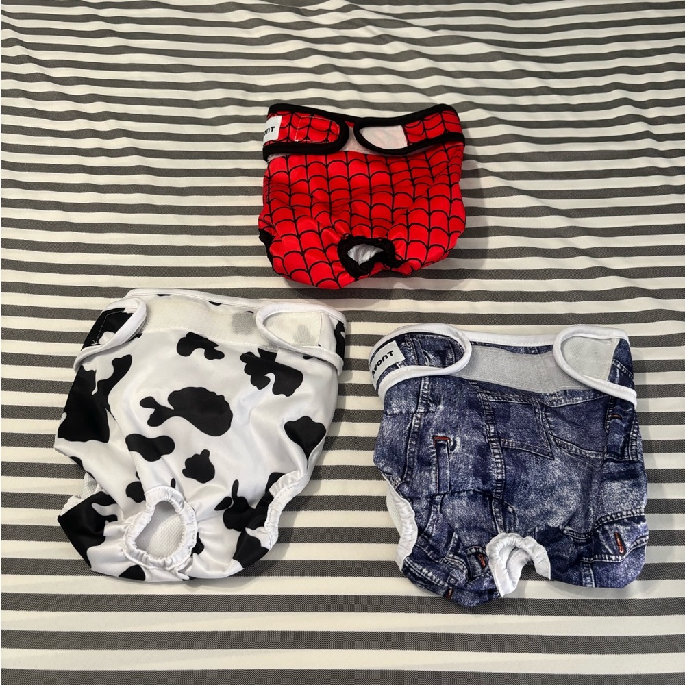 Animal Patterned Training Pants Set - Red, Black, Blue